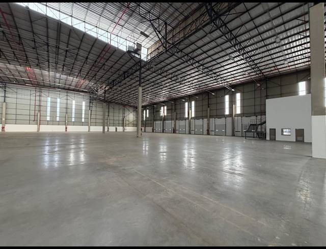 5,683M² WAREHOUSE TO LET IN CHLOORKOP